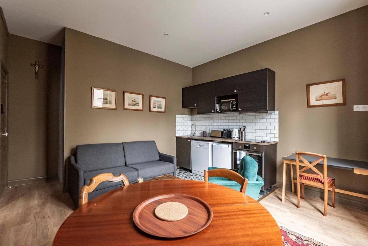 Suites Du General Leclerc 랭스 외부 사진